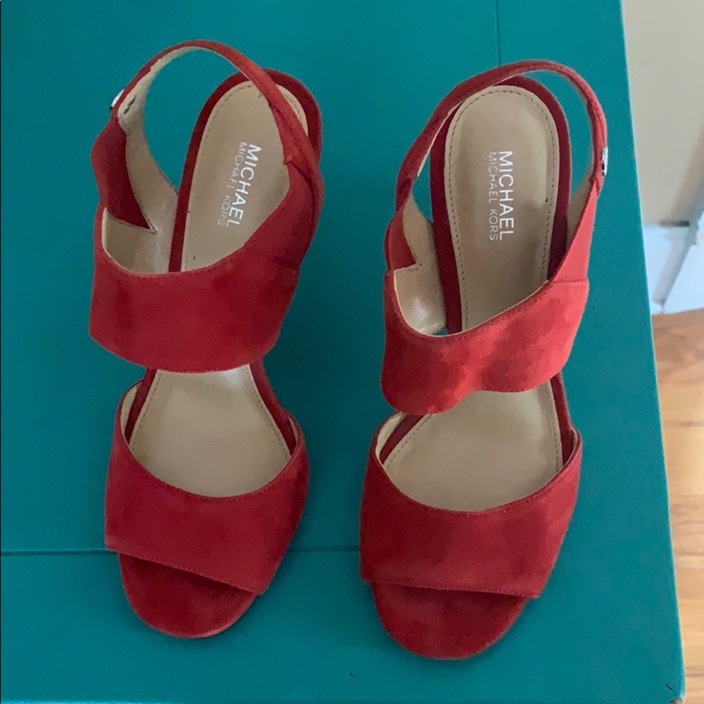Michael kors 6.5 red heel worn once